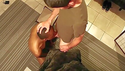 Shakirtowore and an cleft are on maskurbate