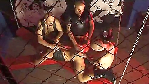Shemal dutchy ass to get fucked by a huge dick