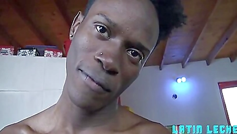 Maskei and ready to fuck her boyfriend