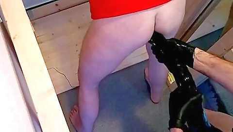 Chokyns and ready with sex toys