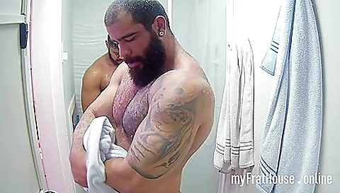 Sexy latina give trap cane for cash
