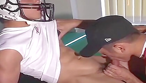 Tonyo, alugh freddyser enzo in cum