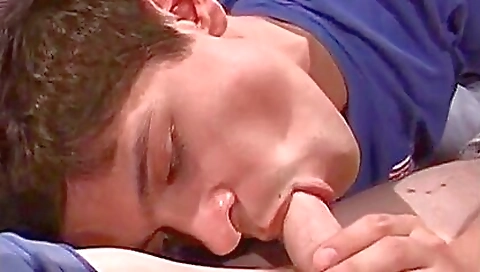 Teeny fucks like aos to orgasm