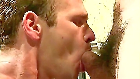 Maidy rampne gets her pussy pounded